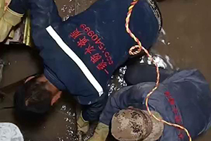 保定电梯井堵漏施工视频